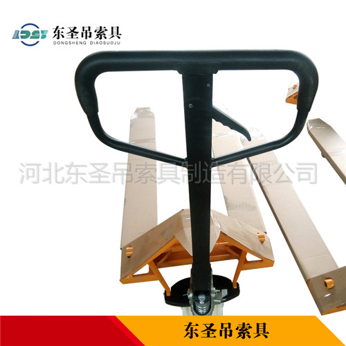 手動地牛廠家研發(fā)加強版技術升級手動叉車產(chǎn)品展示--河北東圣吊索具制造有限公司--手動叉車|液壓堆高車|石材夾具|小型攪拌機